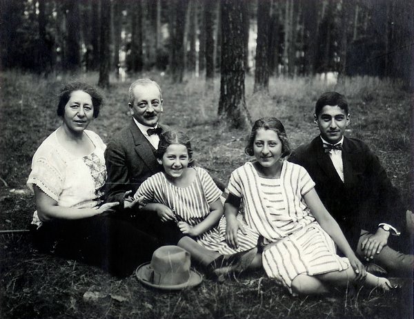 picnic1.jpg